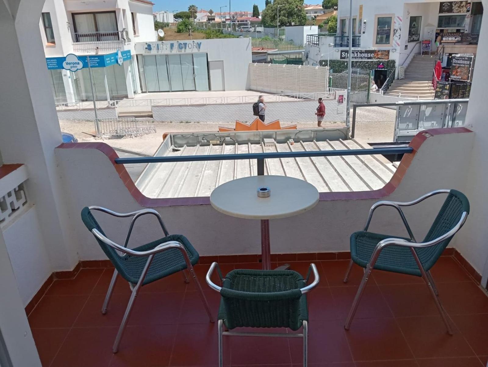 Guest House Casa Ramos On The Strip อัลบูเฟรา ภายนอก รูปภาพ