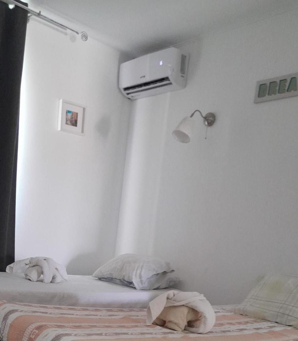 Guest House Casa Ramos On The Strip อัลบูเฟรา ห้อง รูปภาพ